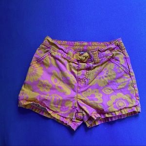 Pick any 5 for $15 Girl’s Carters Floral Shorts Size 6
